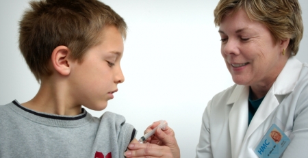 No Dia Mundial da Criança, MOVA alerta para as vacinas pediátricas em atraso