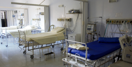 Hospital Dona Estefânia volta a ter crianças internadas com tuberculose, pneumonia e meningite